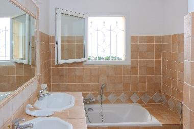 Villa in Les Issambres (Var) or holiday homes and vacation rentals