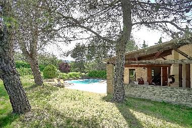 Holiday House in M�nerbes (Vaucluse) or holiday homes and vacation rentals