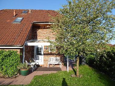 Holiday House in Hooksiel (Nordsee-Festland / Ostfriesland) or holiday homes and vacation rentals