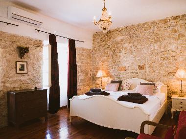 Holiday House in Zaton (Sibensko-Kninska) or holiday homes and vacation rentals