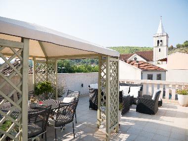 Holiday House in Zaton (Sibensko-Kninska) or holiday homes and vacation rentals