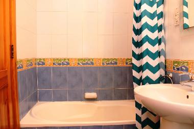 Bathroom with bathtub