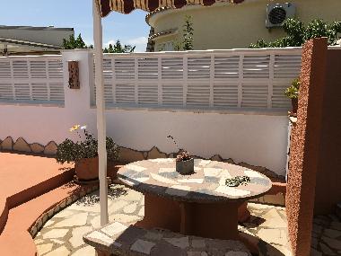 Holiday House in Els Poblets (Valencia / Val�ncia) or holiday homes and vacation rentals