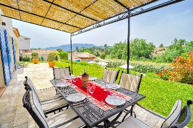 Holiday House in Pourrires (Var) or holiday homes and vacation rentals