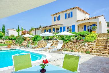 Holiday House in Pourrires (Var) or holiday homes and vacation rentals