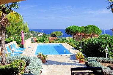 Villa in Saint-Aygulf (Var) or holiday homes and vacation rentals