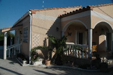 Holiday House in L'Ametlla de Mar (Tarragona) or holiday homes and vacation rentals