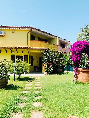 Holiday House in Santa Margherita di Pula (Cagliari) or holiday homes and vacation rentals