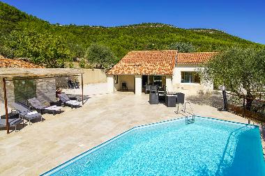 Holiday House in Sollies-Toucas (Var) or holiday homes and vacation rentals