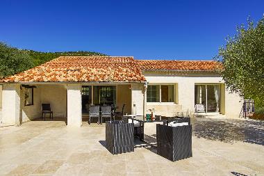 Holiday House in Sollies-Toucas (Var) or holiday homes and vacation rentals