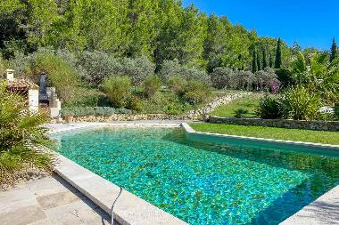 Holiday House in Vauvenargues (Bouches-du-Rh�ne) or holiday homes and vacation rentals