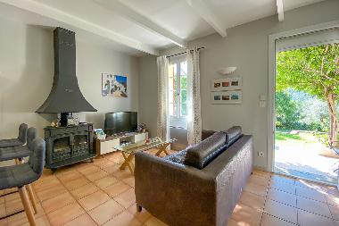 Holiday House in Vauvenargues (Bouches-du-Rh�ne) or holiday homes and vacation rentals