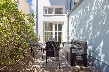 Holiday Apartment in Khlungsborn (Mecklenburgische Ostseekste) or holiday homes and vacation rentals