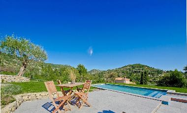 Villa in Grasse (Alpes-Maritimes) or holiday homes and vacation rentals