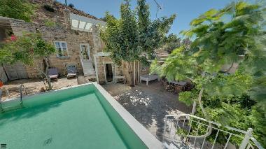Villa in Pitsidia-Heraklion S�dk�ste (Irakleio) or holiday homes and vacation rentals