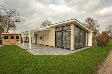 Chalet in Lathum (Gelderland) or holiday homes and vacation rentals