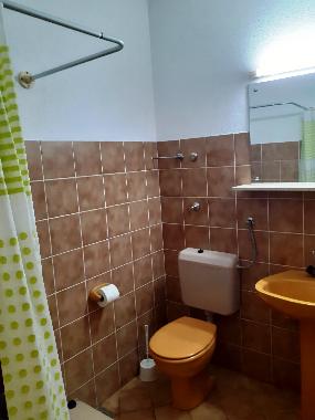 Bathroom No2