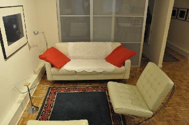 apt 2 seating