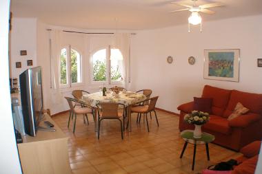 Holiday House in Empuriabrava (Girona) or holiday homes and vacation rentals