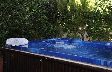 Holiday Apartment in Loutraki (Korinthia) or holiday homes and vacation rentals