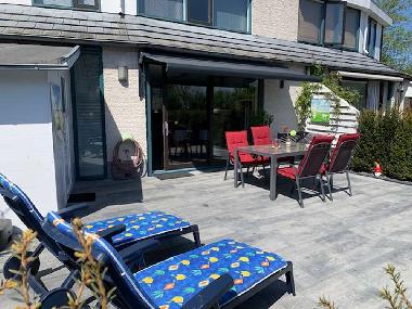 Holiday House in Lemmer (Friesland) or holiday homes and vacation rentals