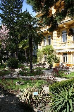 Hotel in Meran (Bolzano-Bozen) or holiday homes and vacation rentals
