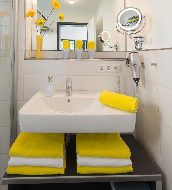 Holiday Apartment in Bensheim an der Bergstrae (Odenwald-Bergstrae-Neckartal) or holiday homes and vacation rentals