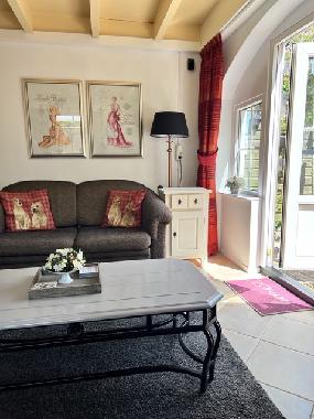 Holiday House in Zoutelande (Zeeland) or holiday homes and vacation rentals