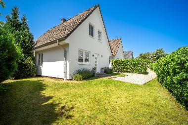 Holiday House in Scharbeutz (Ostsee-Festland) or holiday homes and vacation rentals