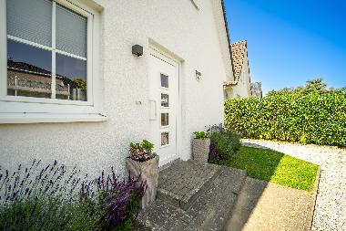 Holiday House in Scharbeutz (Ostsee-Festland) or holiday homes and vacation rentals