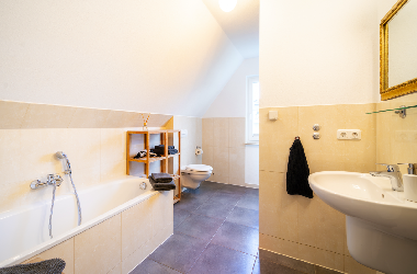 Holiday House in Scharbeutz (Ostsee-Festland) or holiday homes and vacation rentals